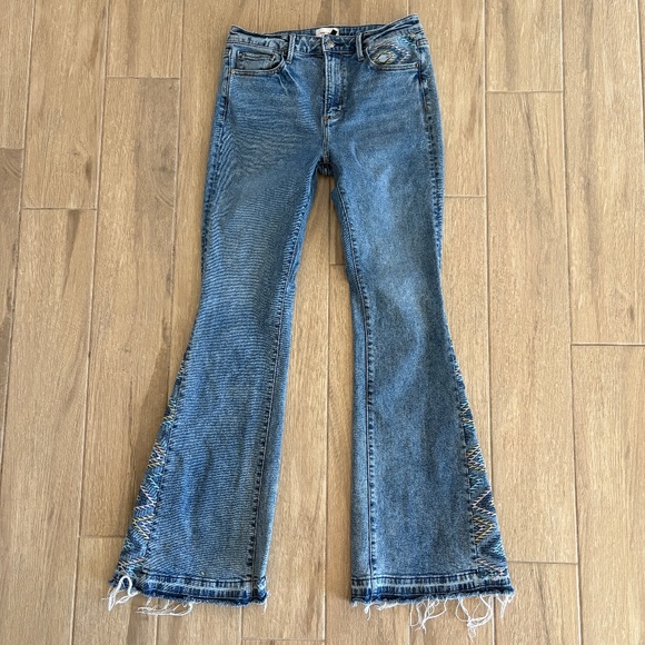 Driftwood Farrah Flare Jeans Women's 29x34 Blue Denim Embroidered Aztec Boho - Picture 1 of 9